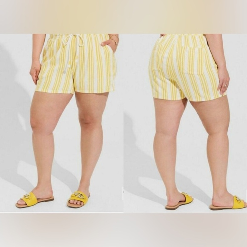 Torrid Women's Plus Size 1 Yellow‎ Striped Stretch High-Rise Linen Blend Shorts